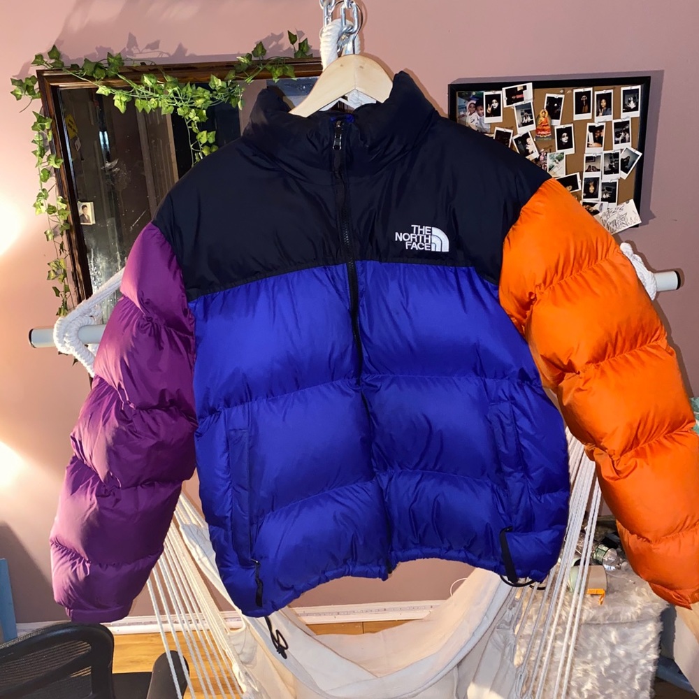 North face multi color 700 puffer coat size XL.